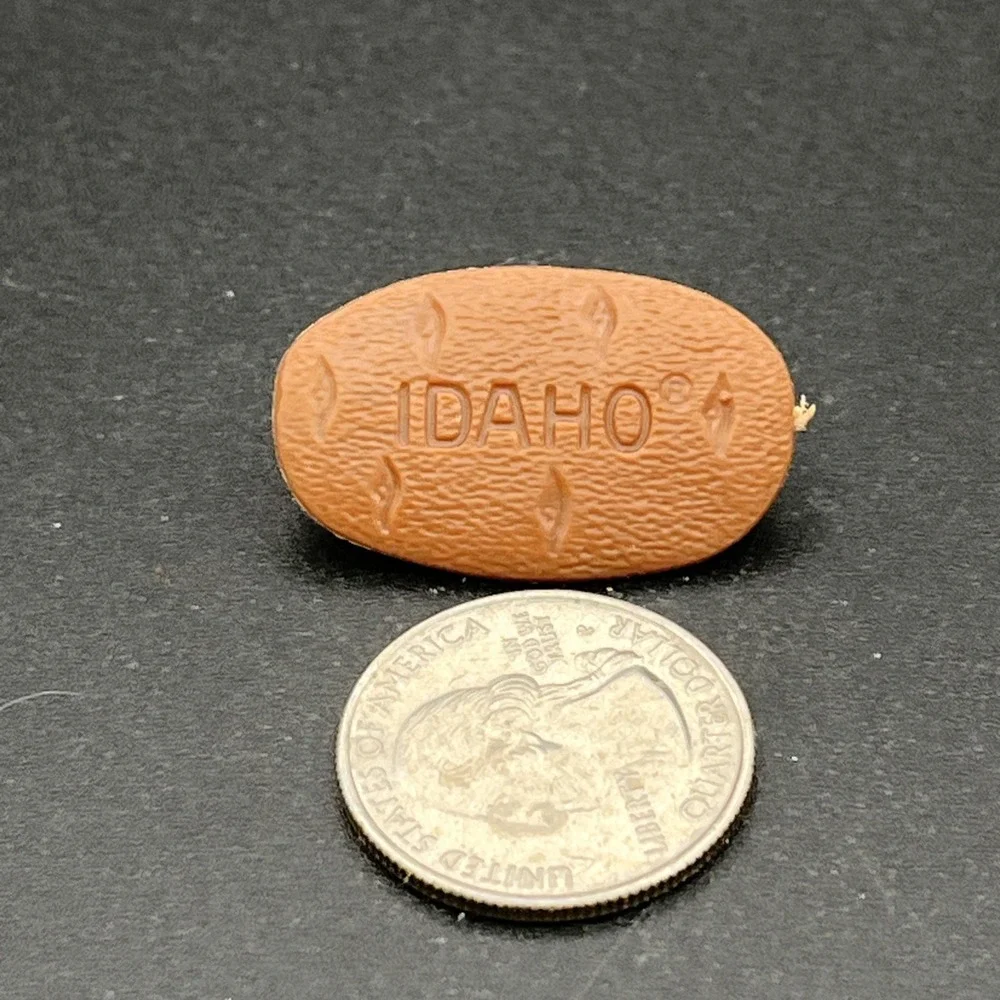 Vintage Idaho Potato Plastic Lapel‎ Hat Pin